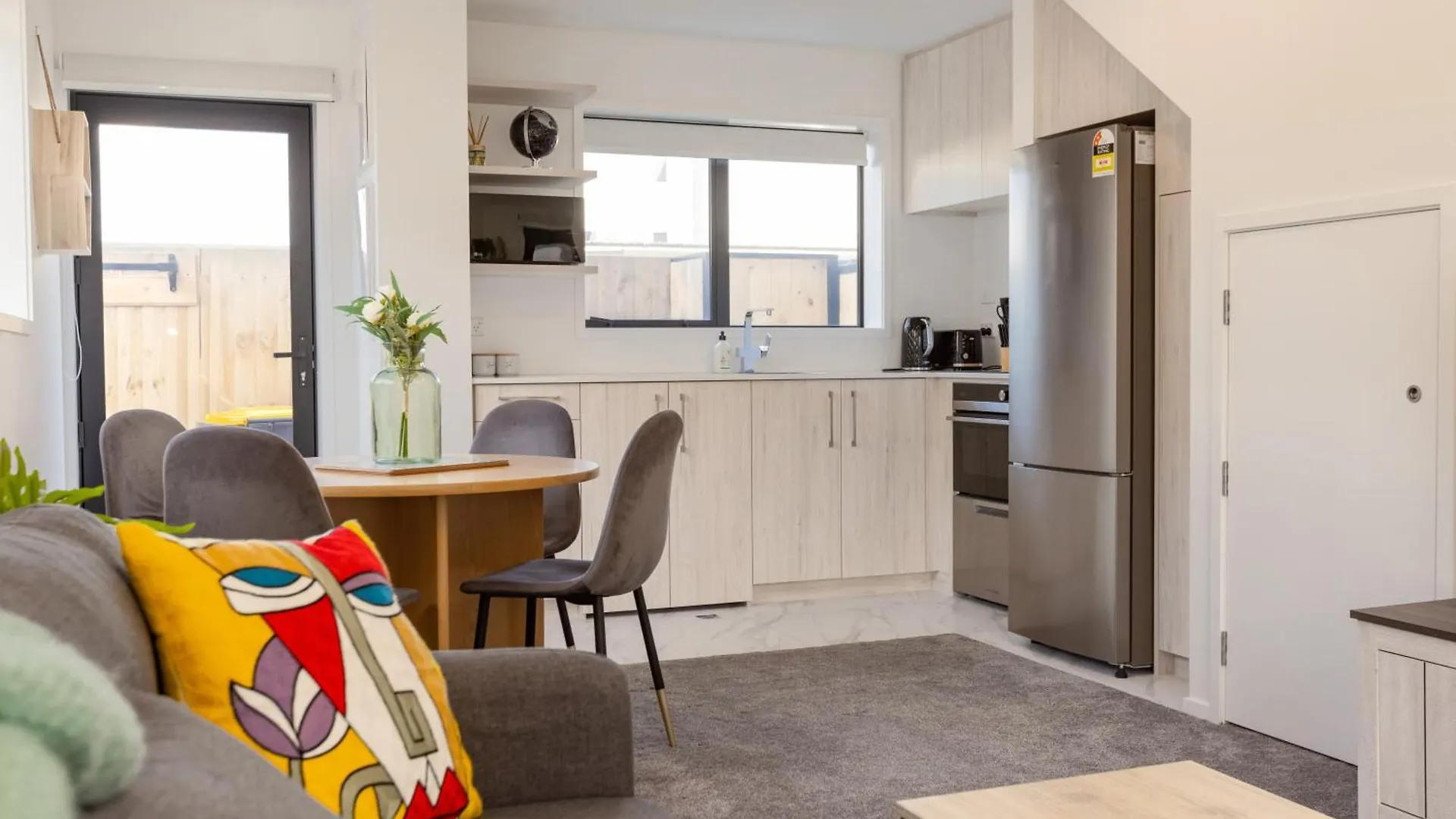 Luxury 2 Bedroom Townhouse By Hagley Park In Cbd 크라이스트처치 펜션
