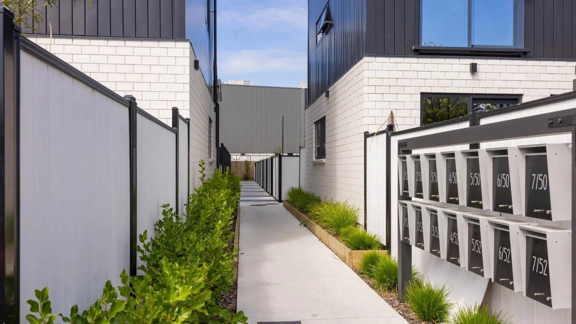 Luxury 2 Bedroom Townhouse By Hagley Park In Cbd Christchurch 0*,