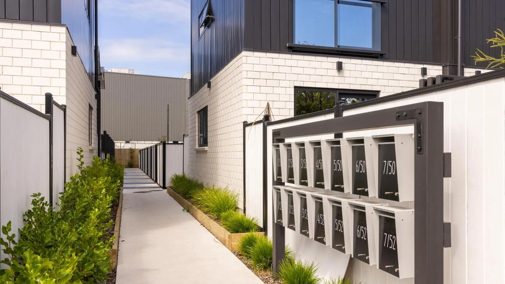 Luxury 2 Bedroom Townhouse By Hagley Park In Cbd Christchurch New Zealand